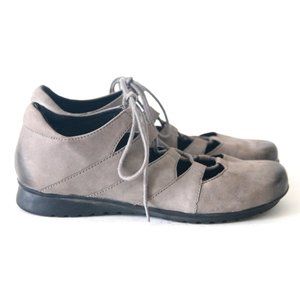 Size 6.5 - AETREX Women's Gray Leather Lace Up Round Toe Flat Shoes